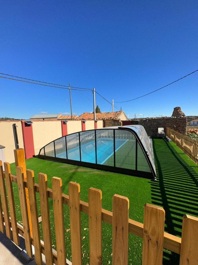 Casa Rural Vicenta 1750 Альбентоса Экстерьер фото